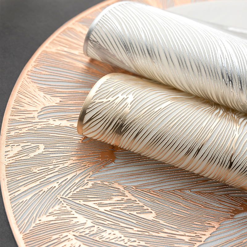 Tấm Lót Bàn Ăn Bằng PVC Ép Kim Chống Nước Cách Nhiệt Vân Lá