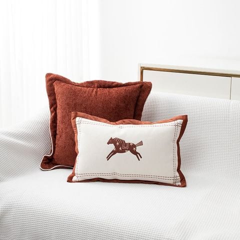 Vỏ Gối Tựa Lưng Sofa Thêu Hình Ngựa Boho Cam Đất