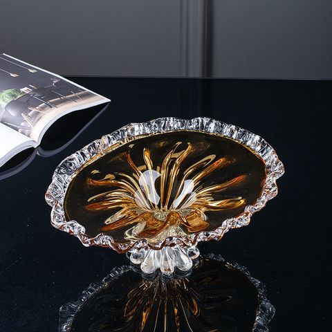 Dĩa Thủy Tinh Pha Lê Viền Dập Ply Hình Cành Hoa Hổ Phách