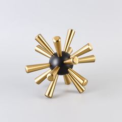 Đồ Trang Trí Tủ Kệ Quả Cầu Gai Hợp Kim Sáng Tạo