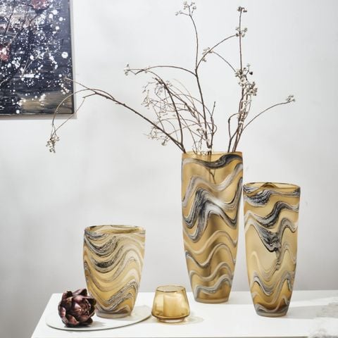 Bình Hoa Thủy Tinh Hổ Phách Thân Cao Gợn Vân Sóng Sang Trọng