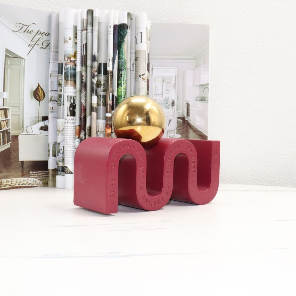 Đồ Trang Trí Hình Học Cong Trừu Tượng Phối Bóng Vàng