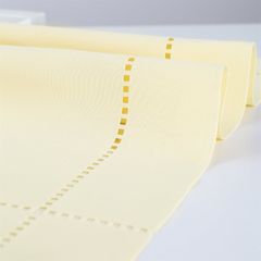 Khăn Ăn Vải Trang Trí Bàn Tiệc Viền Đính Đá Sang Trọng 43x43cm