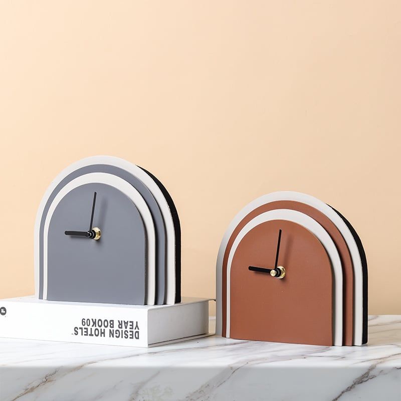 Đồng Hồ Để Bàn Kiểu Vòm Phối Da Bắc Âu