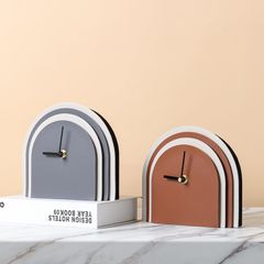 Đồng Hồ Để Bàn Kiểu Vòm Phối Da Bắc Âu