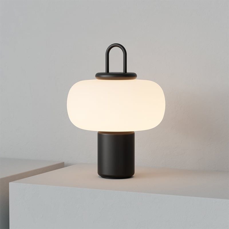 Đèn Bàn Trang Trí Chụp Kính Oval Thân Đen Phong Cách Tối Giản