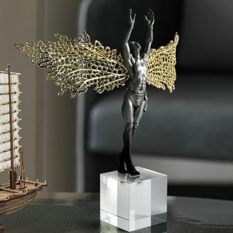 Tượng Trang Trí Hình Thiên Thần Tự Do Đôi Cánh Kim Loại