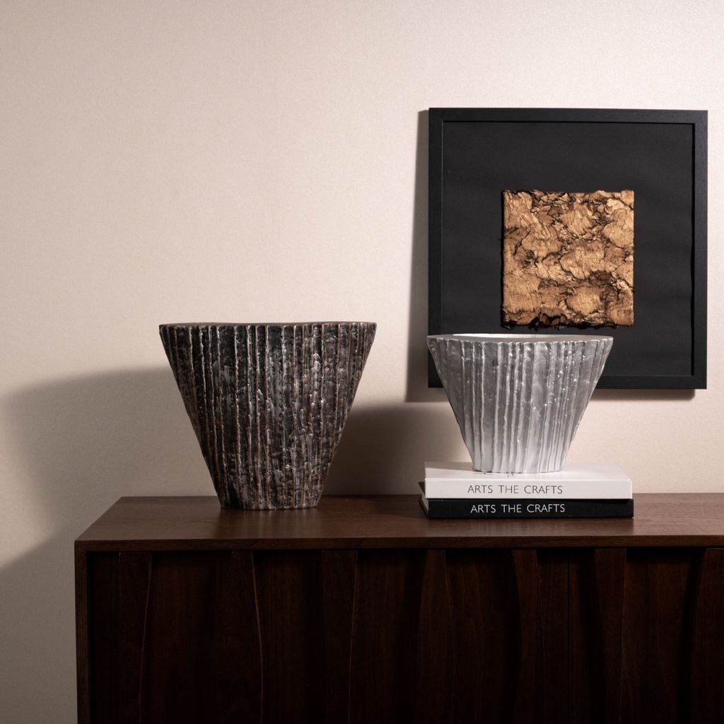 Bình Hoa Decor Composite Giả Đá Texture Sọc Dọc Wabi Sabi
