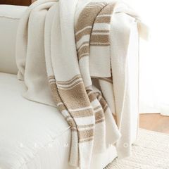 Chăn Dệt Kim Đan Len Ấm 2 Mặt Phong Cách Hình Học Be Bắc Âu