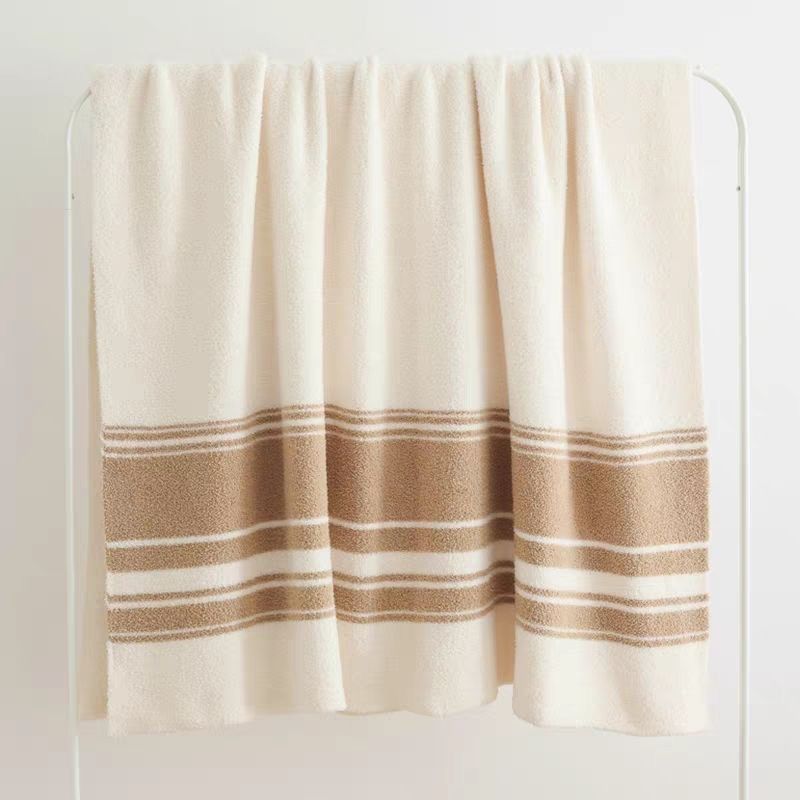 Chăn Dệt Kim Đan Len Ấm 2 Mặt Phong Cách Hình Học Be Bắc Âu