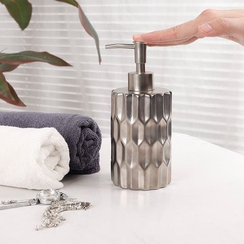 Bộ Đồ Dùng Phòng Tắm Gốm 4 Món Mạ Bạc