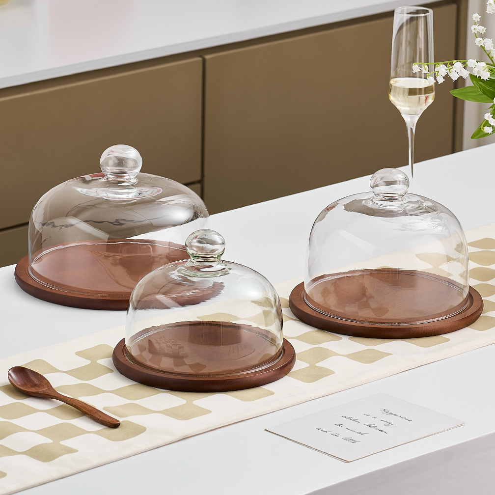 Dĩa Gỗ Cổ Điển Có Nắp Đậy Bày Trí Bàn Tiệc