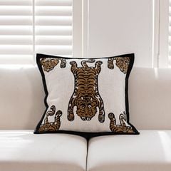 Vỏ Gối Tựa Lưng Trang Trí Hình Hổ Nâu Sang Trọng