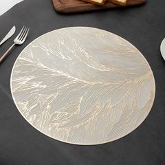 Tấm Lót Bàn Ăn Bằng PVC Ép Kim Chống Nước Cách Nhiệt Vân Lá