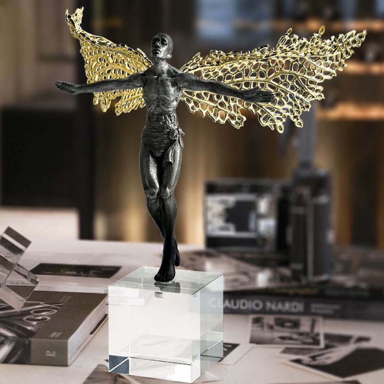 Tượng Trang Trí Hình Thiên Thần Tự Do Đôi Cánh Kim Loại