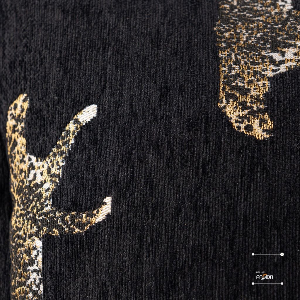 Vỏ Gối Tựa Lưng Nhung Đen Bạc Ánh Kim Vân Hổ