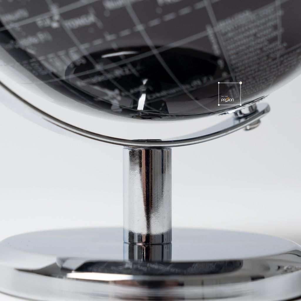 Quả Địa Cầu Chrome Sang Trọng