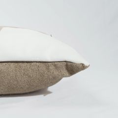 Vỏ Gối Tựa Lưng Phong Cách Wabi Sabi Nâu Hạt Dẻ
