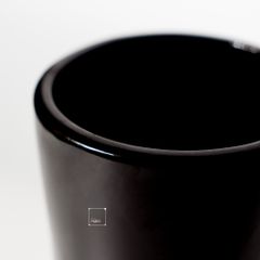 Bình Hoa Gốm Sứ Phủ Bóng Đen Đỏ Sang Trọng