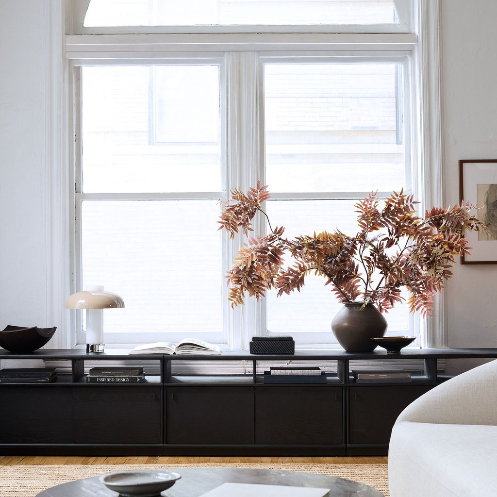 Tủ Console Cửa Lùa Màu Đen Tối Giản Onyx