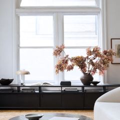 Tủ Console Cửa Lùa Màu Đen Tối Giản Onyx