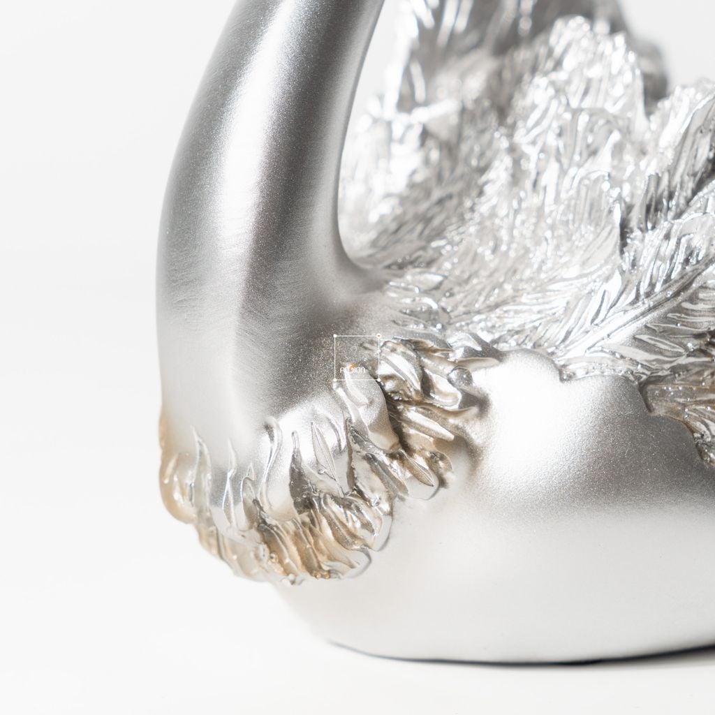 Tượng Đôi Thiên Nga Màu Ngọc Trai Châu Âu Hiện Đại