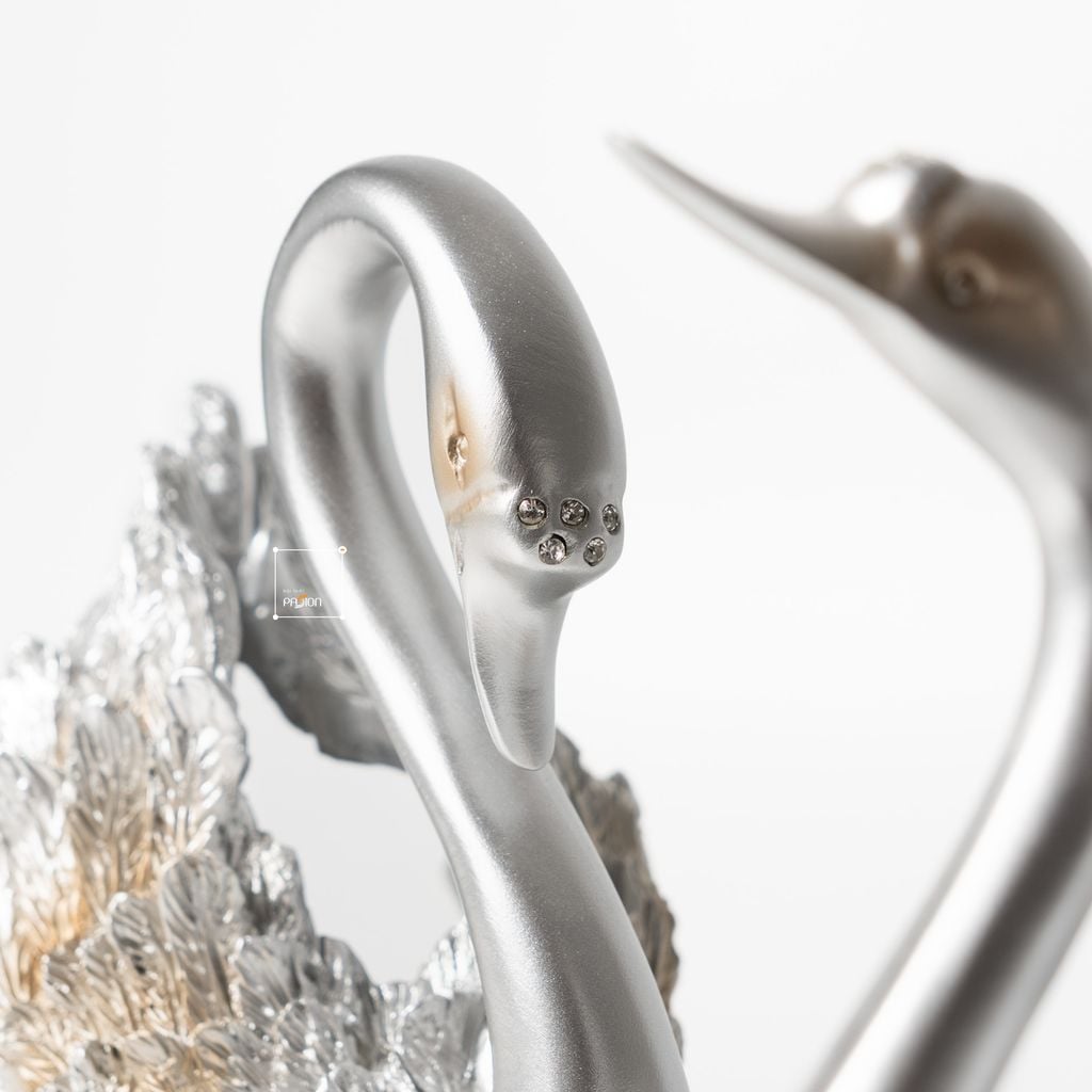 Tượng Đôi Thiên Nga Màu Ngọc Trai Châu Âu Hiện Đại