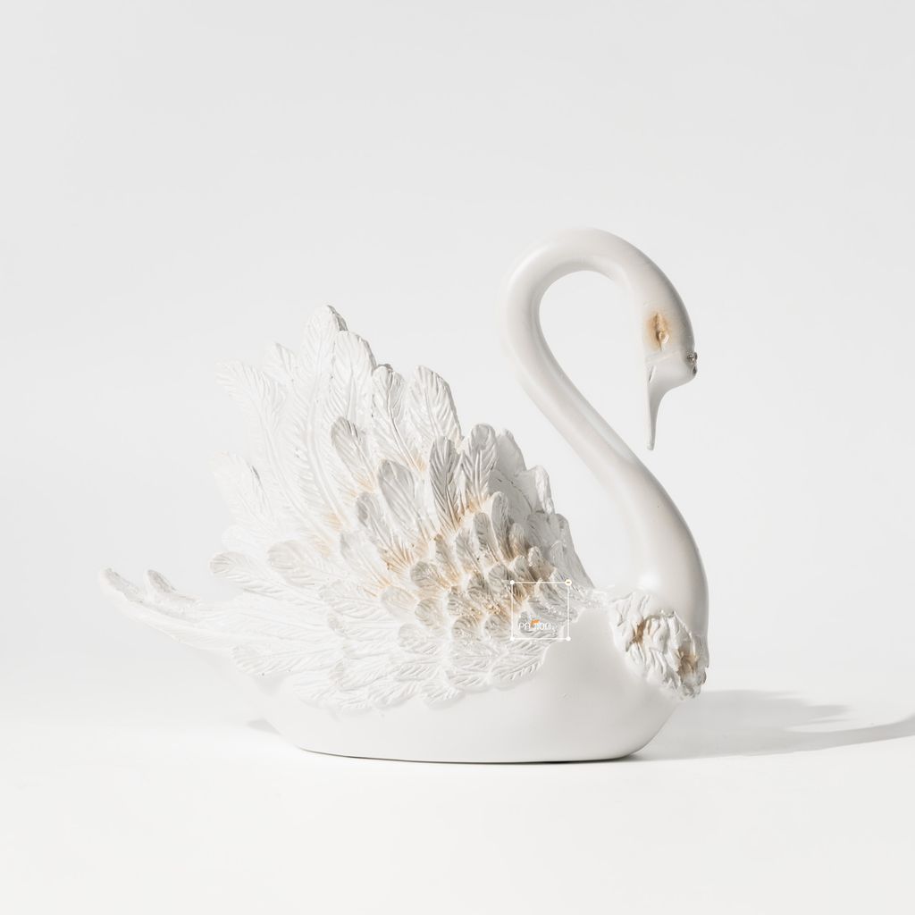 Tượng Đôi Thiên Nga Màu Ngọc Trai Châu Âu Hiện Đại