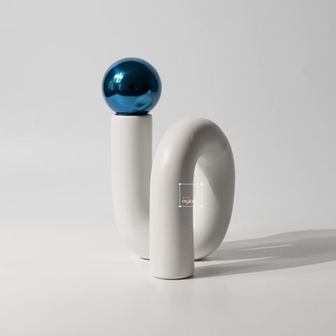 Tượng Hình Học Xoắn Có Nút Tròn Decor Tủ Kệ Trang Trí