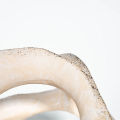 Tượng Trang Trí Hình Cầu Rỗng Phong Cách Wabi Sabi Tối Giản