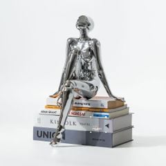 Tượng Ngồi Trang Trí Nữ Thần Sorayama