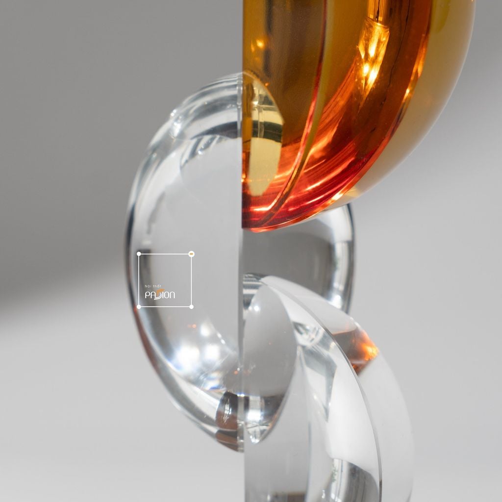 Tượng Pha Lê K9 Vòng Xoắn Bán Nguyệt Nghệ Thuật Màu Cam Phối