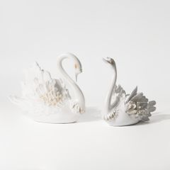 Tượng Đôi Thiên Nga Màu Ngọc Trai Châu Âu Hiện Đại