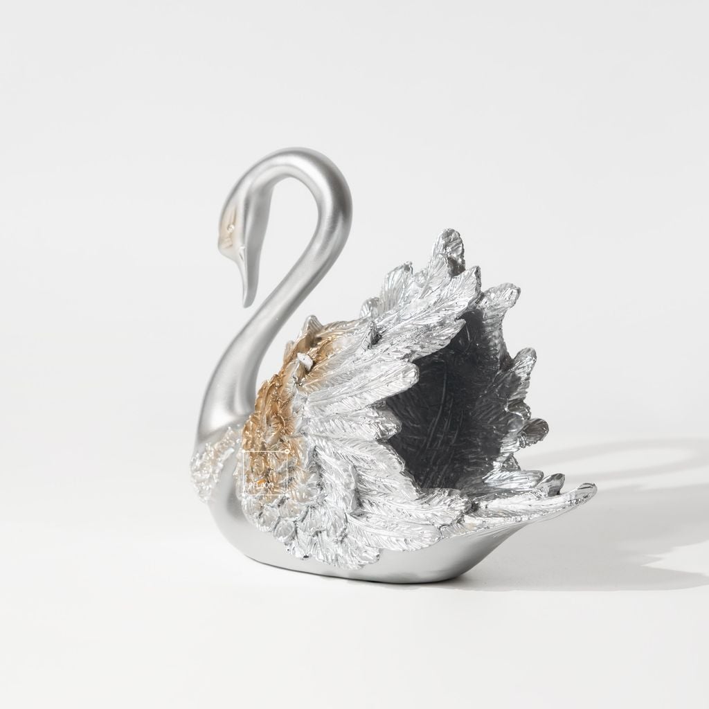 Tượng Đôi Thiên Nga Màu Ngọc Trai Châu Âu Hiện Đại