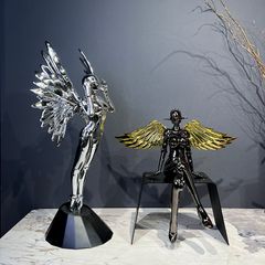 Tượng Nghệ Thuật Thiên Thần Ngồi Composite Mạ Titan