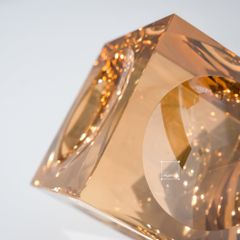 Tượng Trang Trí Khối Rubik Pha Lê Hổ Phách Sang Trọng