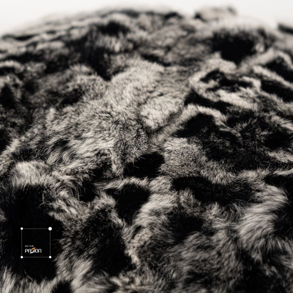 Vỏ Gối Tựa Lưng Nhung Đen Bạc Ánh Kim Vân Hổ