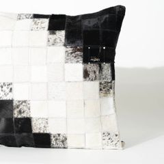 Vỏ Gối Tựa Lưng Lông Ngựa Luxury Phối Đen Trắng