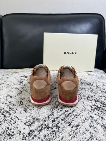 GIÀY SNEAKER NAM B L RETRO RUNNER LOW-TOP – DA BÒ PHỐI SUEDE & VÂN CÁ SẤU