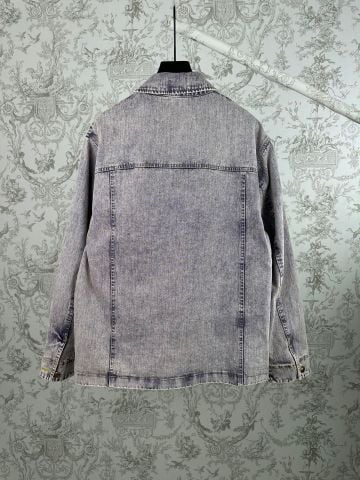 ÁO KHOÁC NAM L V DÁNG WORKWEAR DENIM WASH CỔ BẺ TÚI HỘP ĐINH TÁN 1