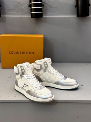 GIÀY NAM LV* SNEAKER CỔ CAO TRẮNG – FORM GỌN, ÊM CHÂN