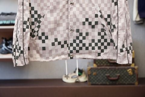 ÁO KHOÁC NAM L V DAMIER PIXEL CỔ BẺ PHOM ĐẸP CÁ TÍNH