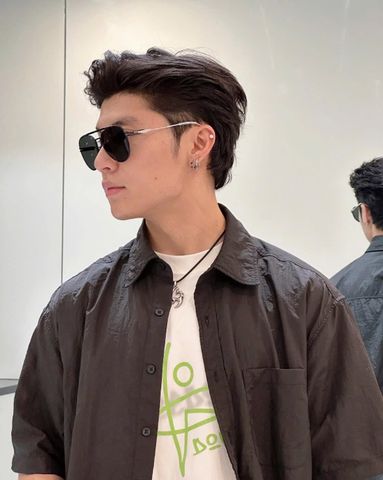 KÍNH MÁT NAM PRD GỌNG TITAN DÁNG PILOT THANH MẢNH – PHONG THÁI SANG TRỌNG