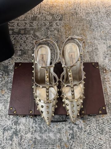 GIÀY NỮ CAO GÓT VALENTINOO*  ROCKSTUD MESH
