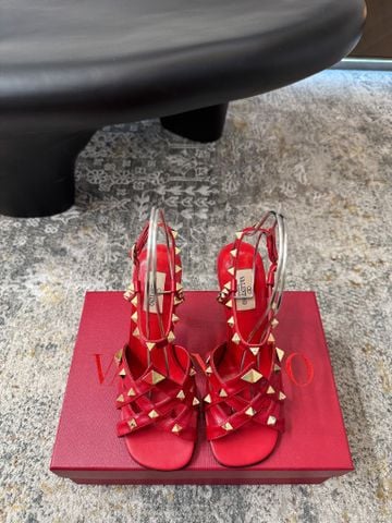 SANDAL CAO GÓT NỮ VLTN ĐINH TÁN PYRAMID SIGNATURE – DÂY QUẤN CỔ CHÂN TÔN DÁNG