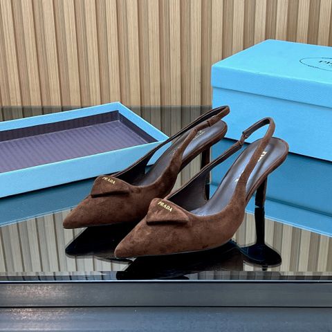 GIÀY NỮ PRAD* SLINGBACK GÓT 7.5CM DA LỘN NÂU LOGO TAM GIÁC THANH LỊCH