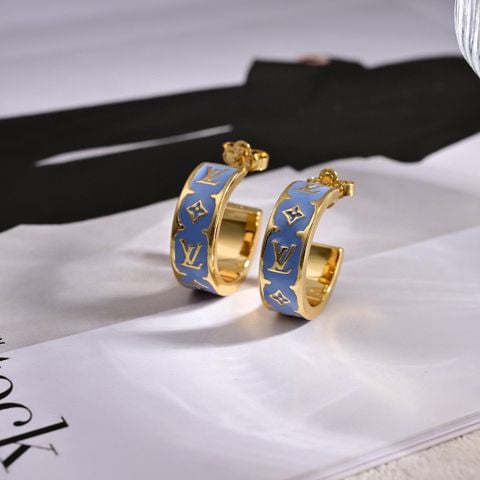 Bông  tai nữ  L*V – Monogram sang trọng, tinh giản