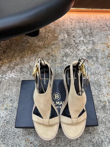 SANDAL CAO GÓT NỮ BLM ĐẾ CÓI WEDGE 10CM KHÓA KIM LOẠI PB QUAI CHỮ T TÔN DÁNG