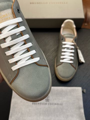 GIÀY SNEAKER NAM B C LEATHER & SUEDE LOW-TOP – DA BÒ PHỐI SUEDE, ĐẾ CAO SU MỎNG