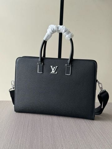 CẶP TÀI LIỆU NAM LV DA BÊ VÂN HẠT PHOM BUSINESS SLIM KHÓA SỐ BẢO MẬT